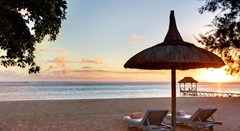 Outrigger Mauritius Beach Resort: Beach - photo 15