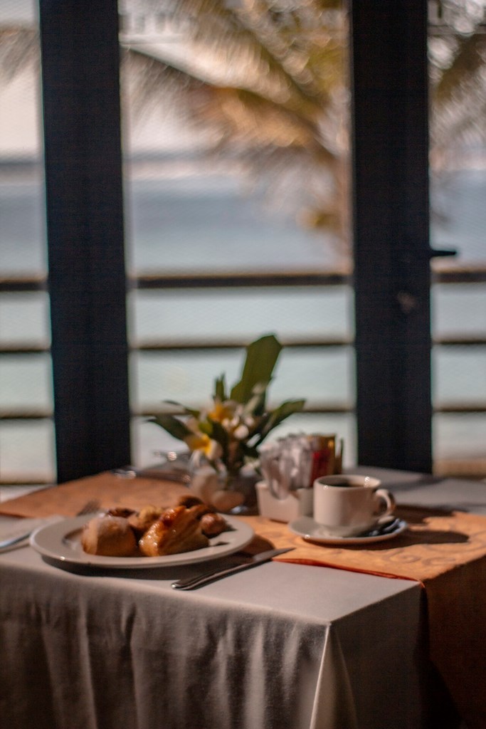 Le Peninsula Bay Beach Resort & Spa: Restaurant