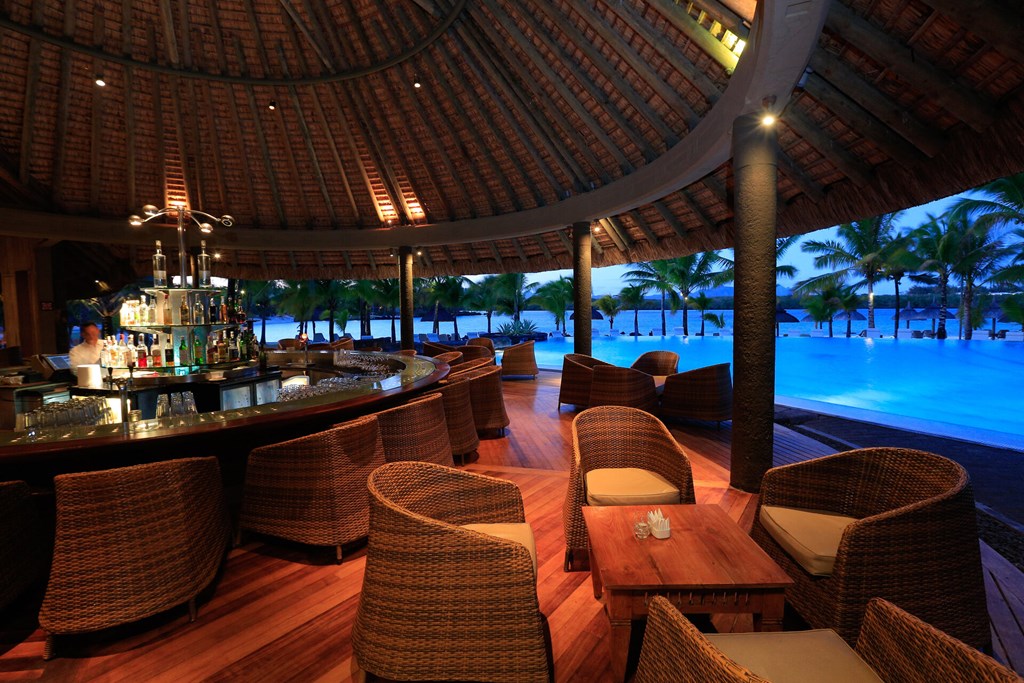 Shandrani Beachcomber Resort & Spa: Bar