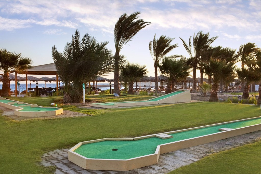 Hilton Hurghada Plaza: Sports and Entertainment