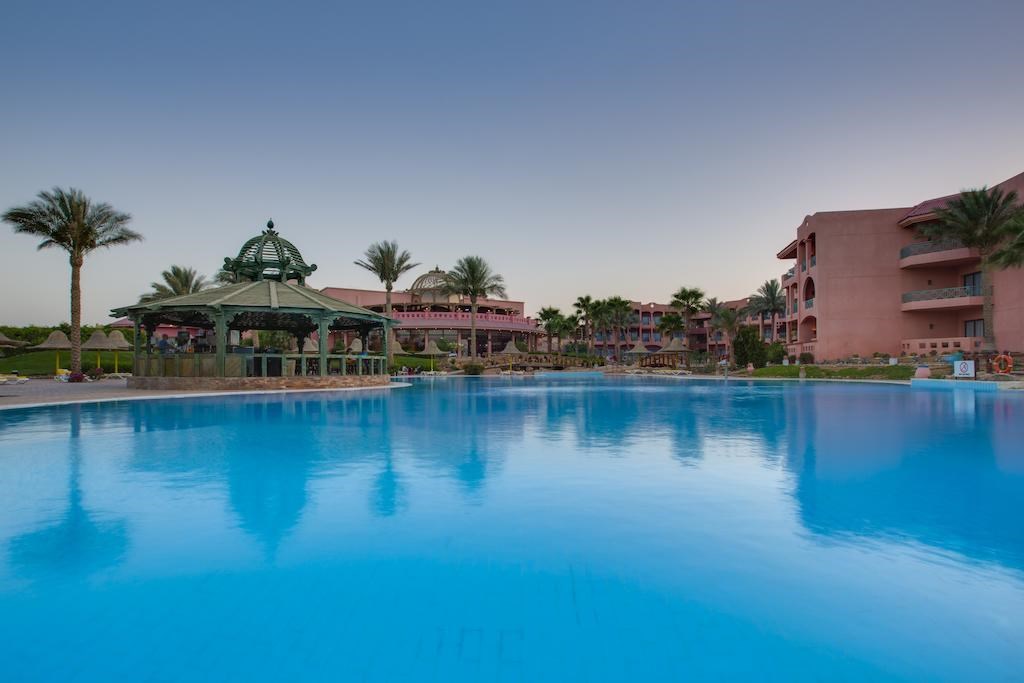 Parrotel Aqua Park Resort: General view