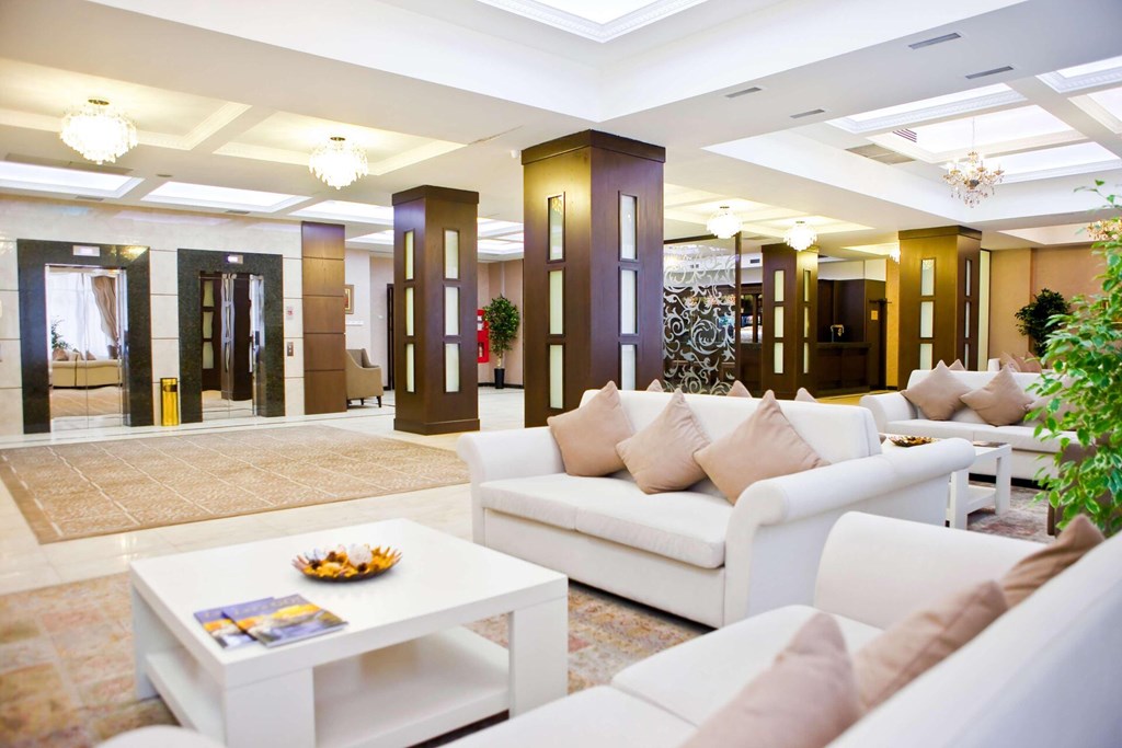 Best Western Plus Atakent Park Hotel: Lobby