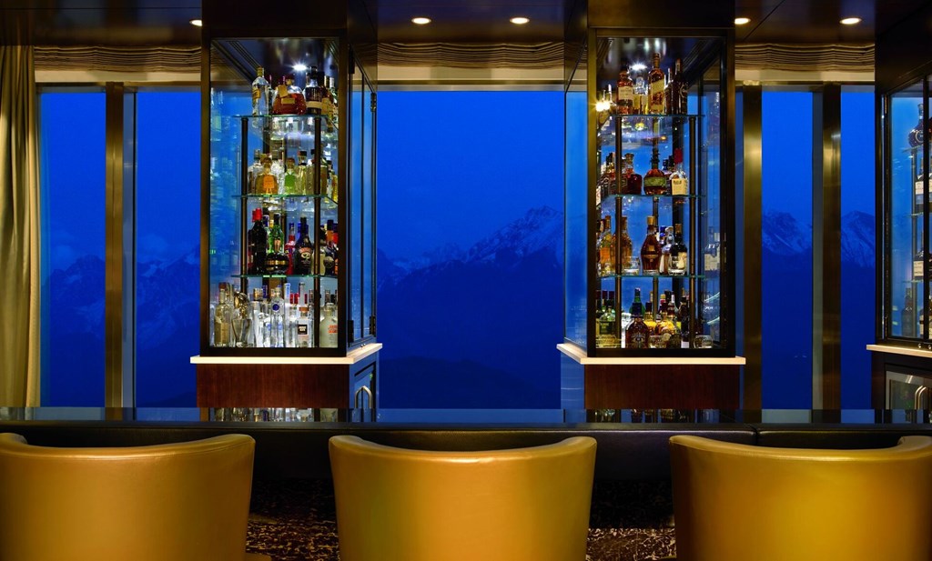 The Ritz Carlton Almaty: Bar