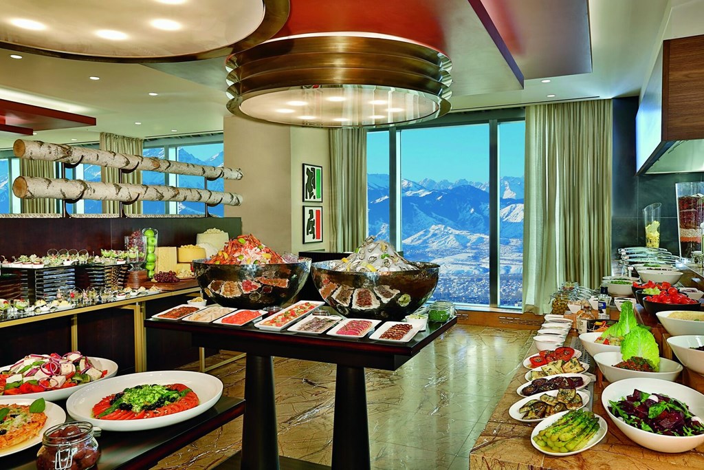 The Ritz Carlton Almaty: Restaurant