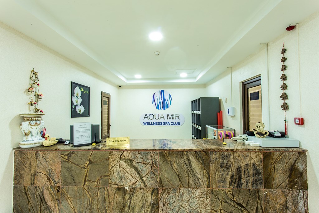 Golden Mir Hotel & Spa: Sports and Entertainment