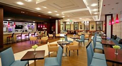 Hilton Garden Inn Astana: Restaurant - photo 9