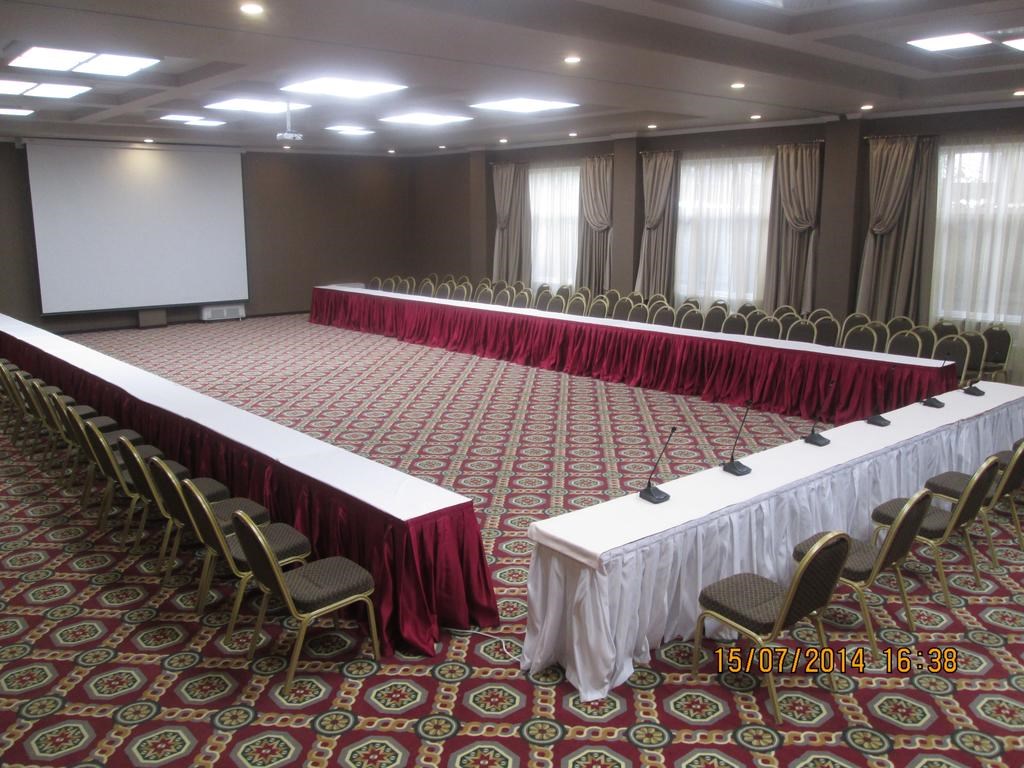 Comfort Astana: Conferences