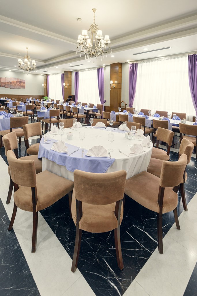 Comfort Astana: Restaurant