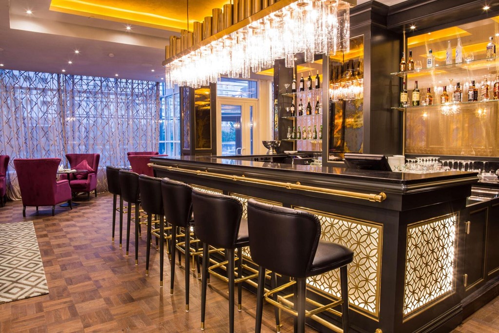 Best Western Plus Astana: Bar