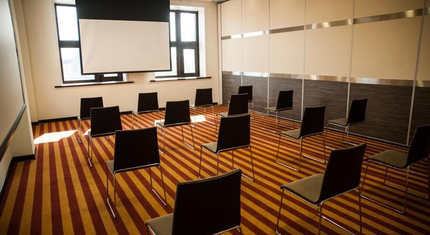 Ibis Nur-Sultan: Conferences