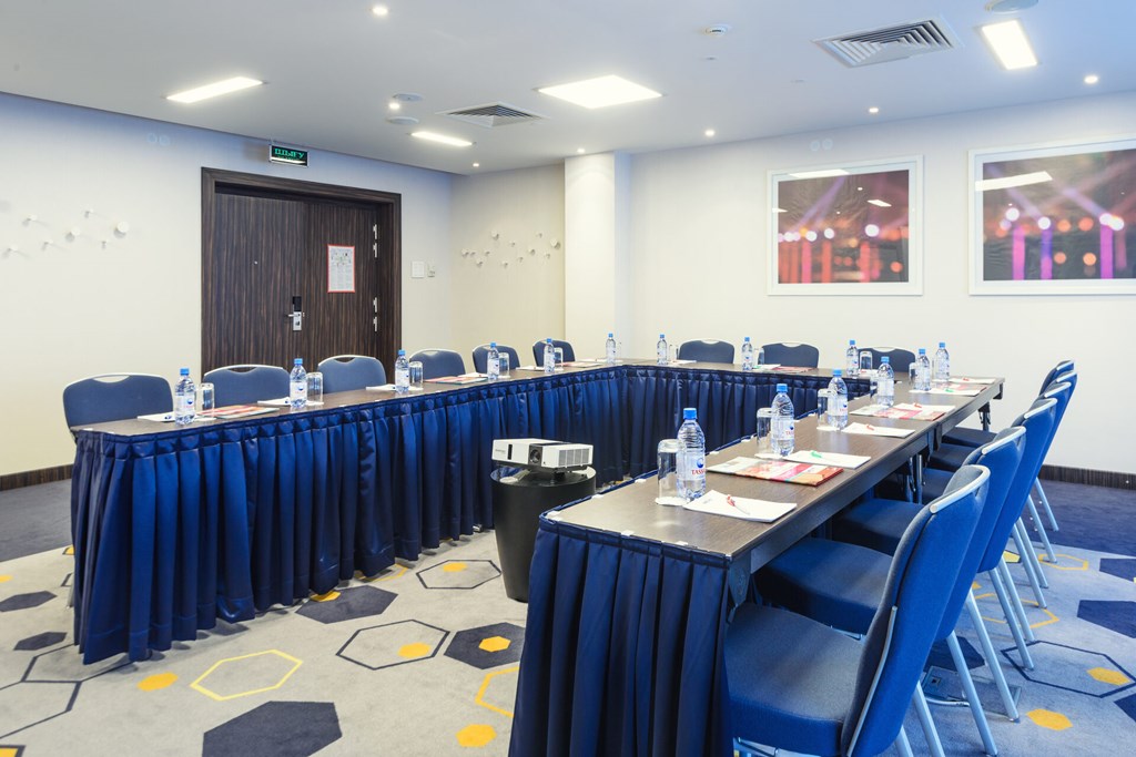 Park Inn By Radisson Astana: Conferences