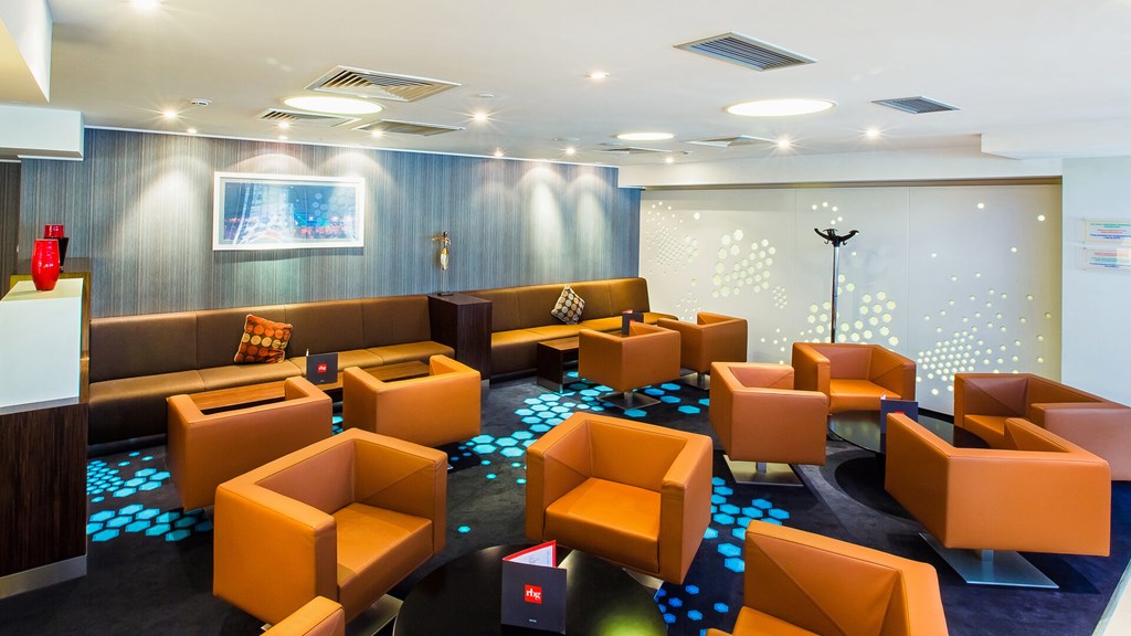 Park Inn By Radisson Astana: Lobby