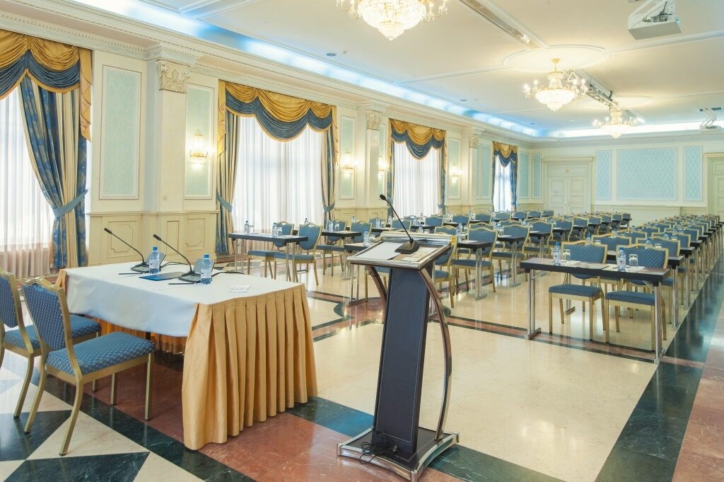 Radisson Hotel Astana: Conferences