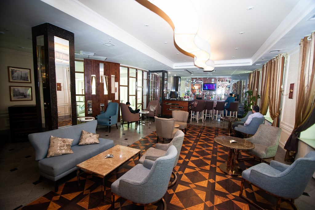 Kazzhol Hotel Astana: Bar