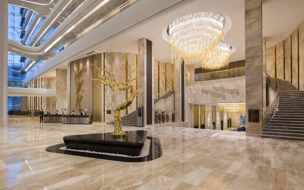 Hilton Astana: Lobby