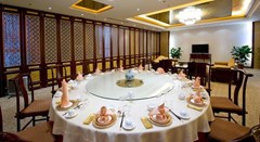 Beijing Palace Soluxe Hotel Astana: Restaurant - photo 7