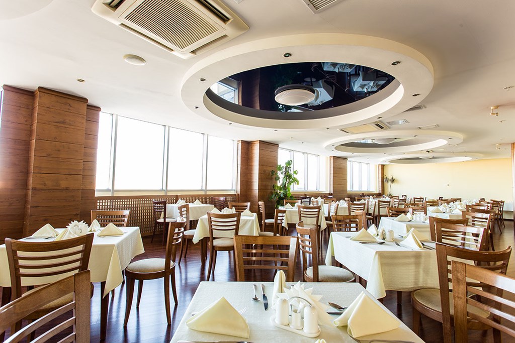 Duman Hotel: Restaurant