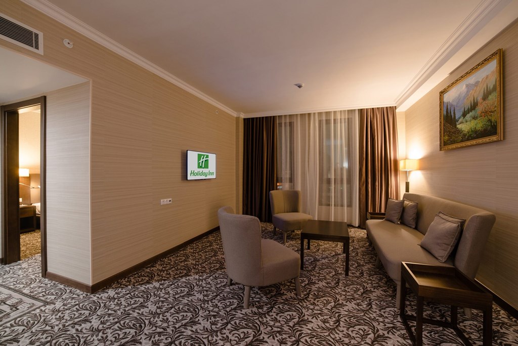 Holiday Inn Aktau: Room SUITE BUSINESS