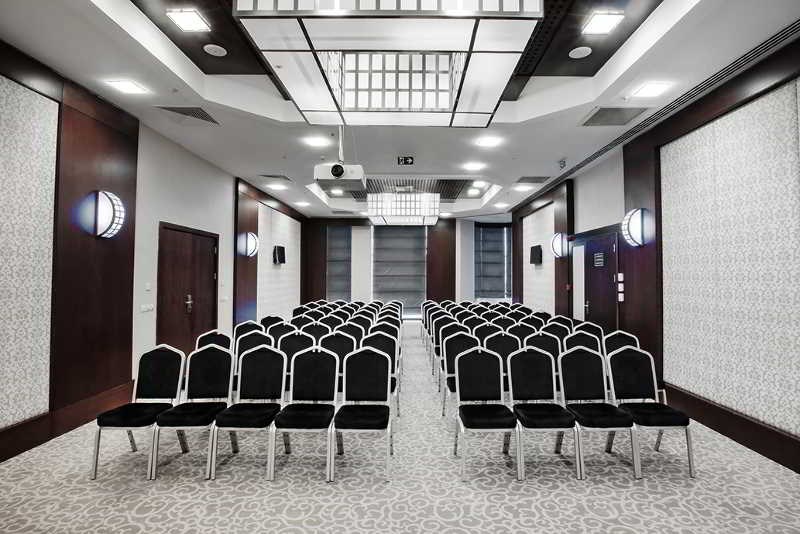 Dedeman Oskemen Tavros Hotel: Conferences