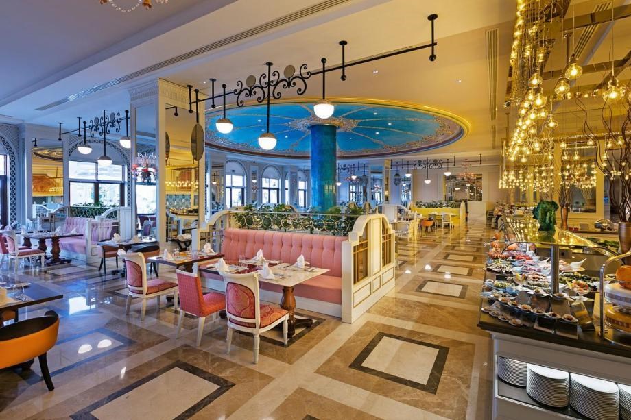 Titanic Mardan Palace Hotel: Ресторан