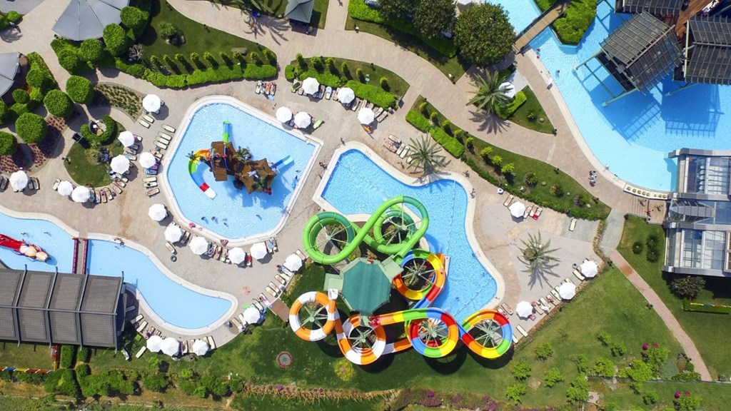 Limak Lara Deluxe Hotel & Resort