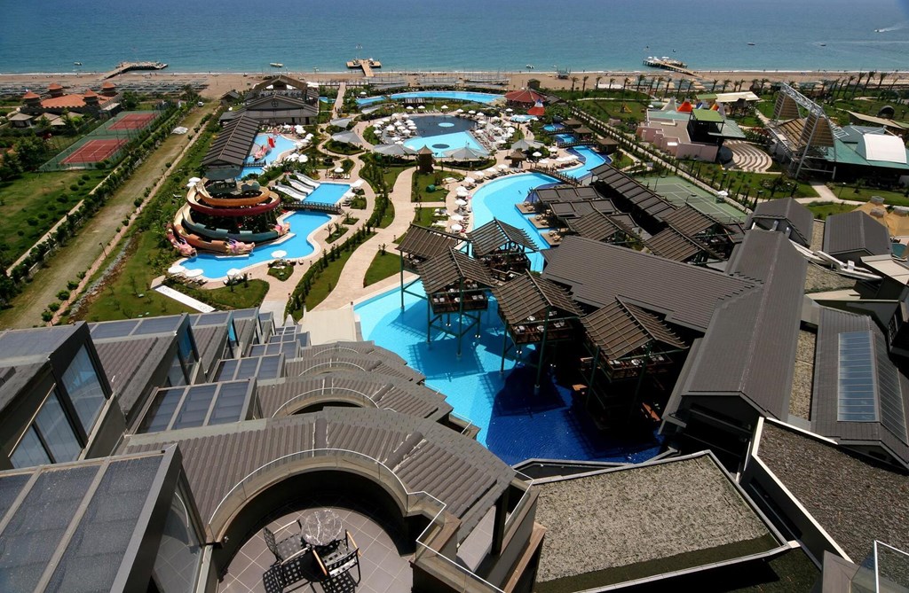 Limak Lara Deluxe Hotel & Resort