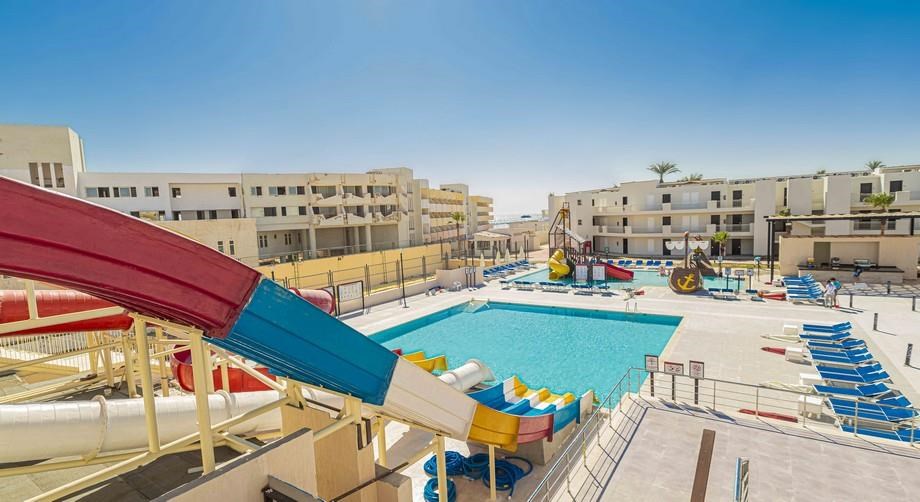 Amarina Abu Soma Resort & Aquapark