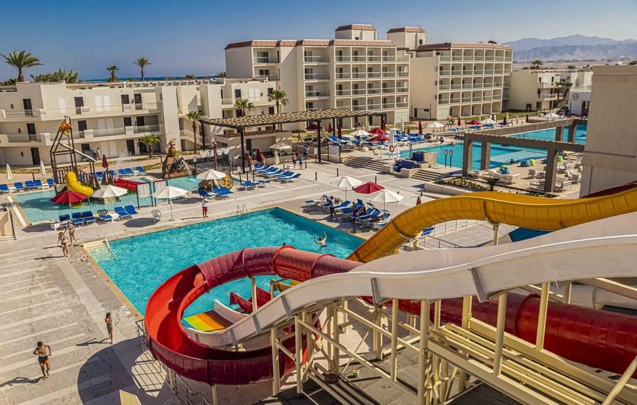 Amarina Abu Soma Resort & Aquapark