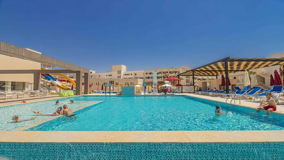 Amarina Abu Soma Resort & Aquapark