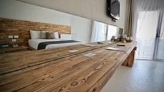 Meraki Resort: Gypster Room  - photo 40