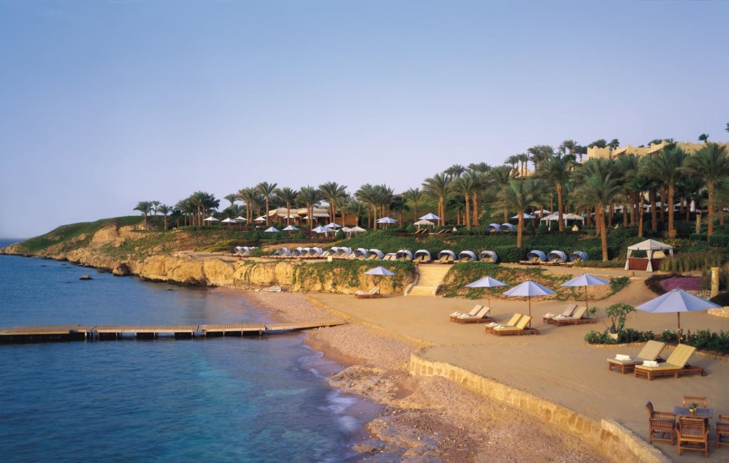 Four Seasons Resort Sharm El Sheikh: Пляж отеля