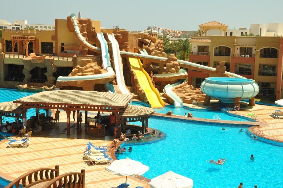 Regency Plaza Aqua Park & SPA