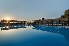 Crystal Flora Beach Resort: Pool - photo 19