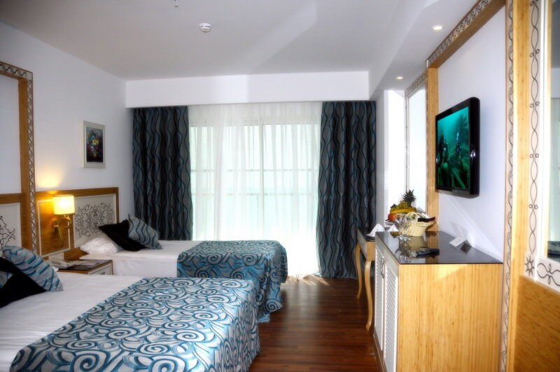 Crystal Waterworld Resort Spa: Room