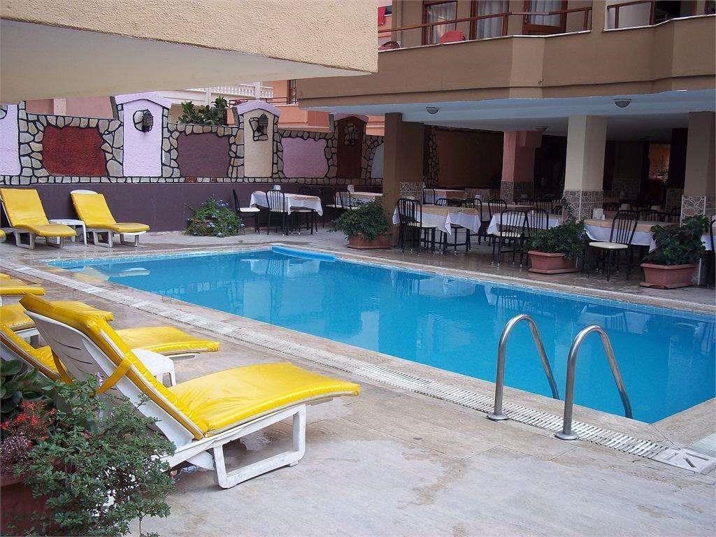 Kleopatra Alis Hotel