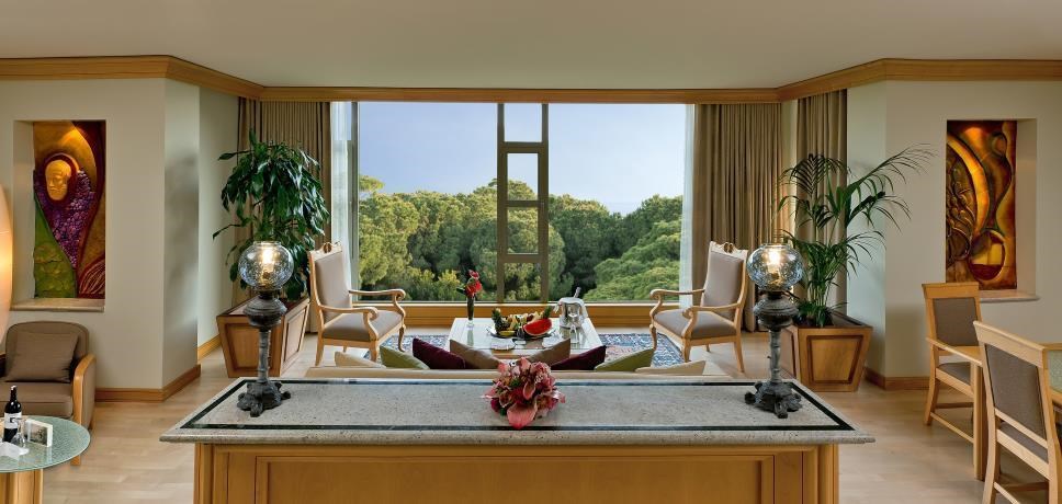 Gloria Verde Resort & Spa Executive Rooms: King Suite