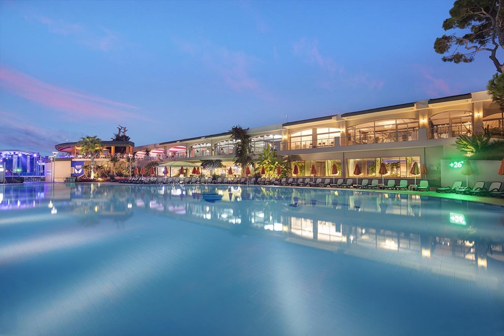 Maritim Pine Beach Belek