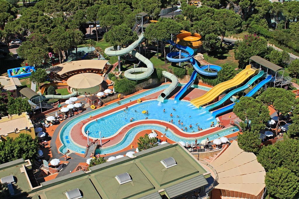 Maritim Pine Beach Belek