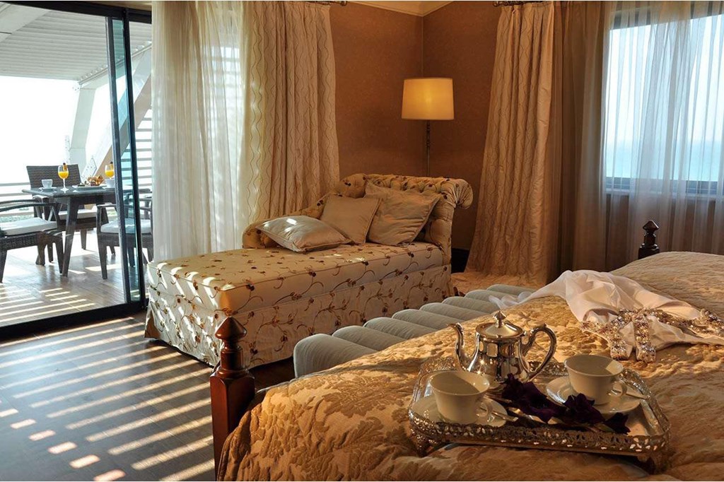 Susesi Luxury Resort Executive Rooms: King Suite