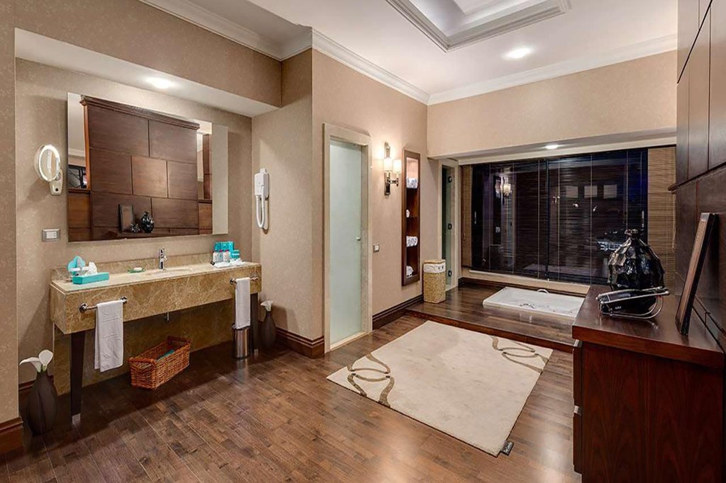 Susesi Luxury Resort Executive Rooms: King Suite