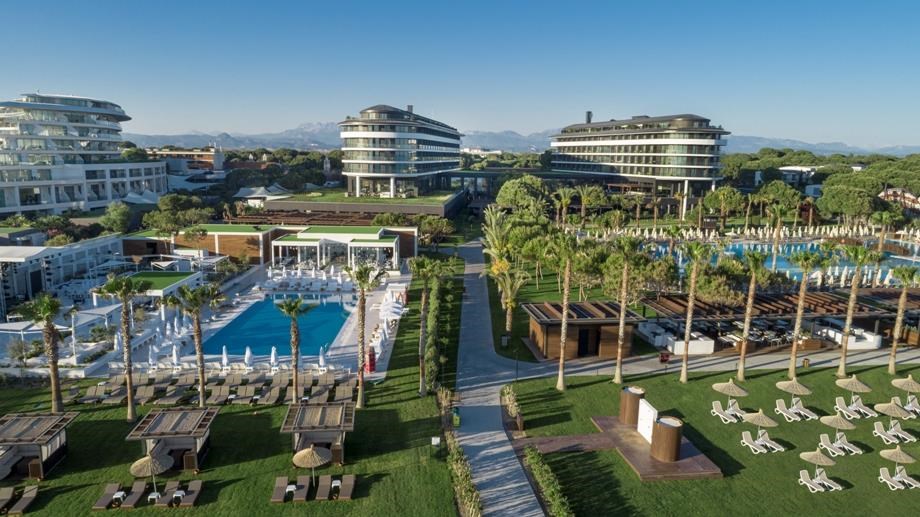 Voyage Belek Golf & Spa: Территория отеля