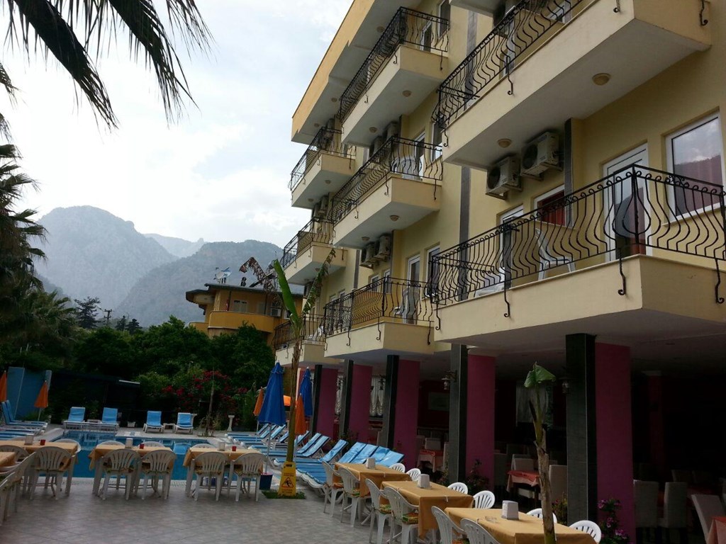 Santana Hotel