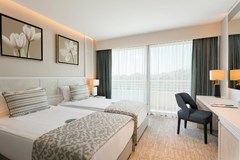 Mirage Park Resort: Grand Suite - photo 15