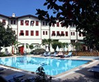 Idyros Hotel: Территория отеля