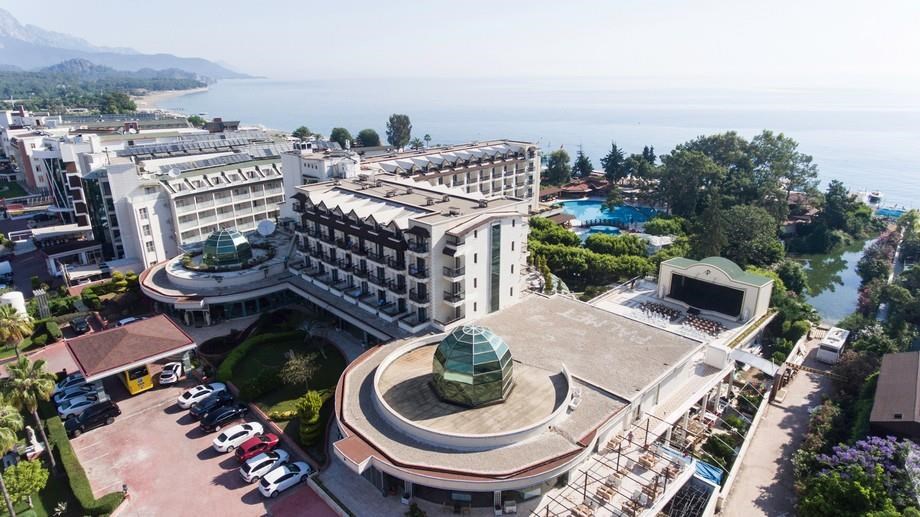 Palmet Beach Resort Hotel