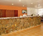 Sunside Beach Hotel: Ресепшен