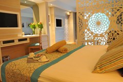 Crystal Sunset Luxury Resort & Spa: Deluxe Standard - photo 6