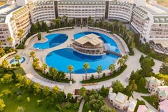 Amelia Beach Resort & Spa: Открытый бассейн - photo 8