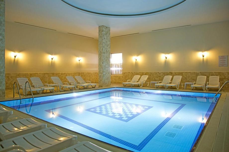 Merve Sun Hotel & Spa: Крытый бассейн