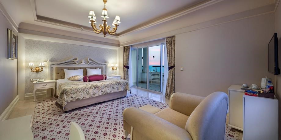 Amara Dolce Vita Luxury: Deluxe Family Suite